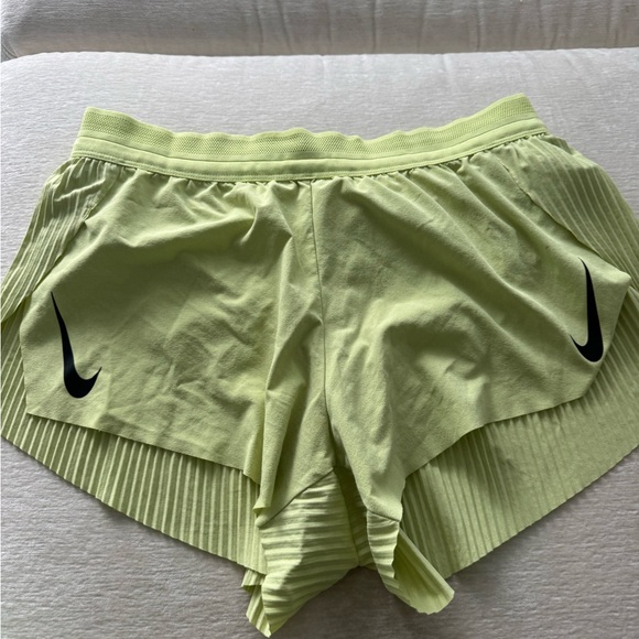 Nike Pants - Nike Aeroswift Running Shorts